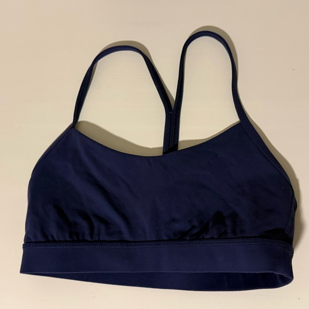 Lululemon Athletica Deep Blue Flow Y Bra size 6 Sports Bra